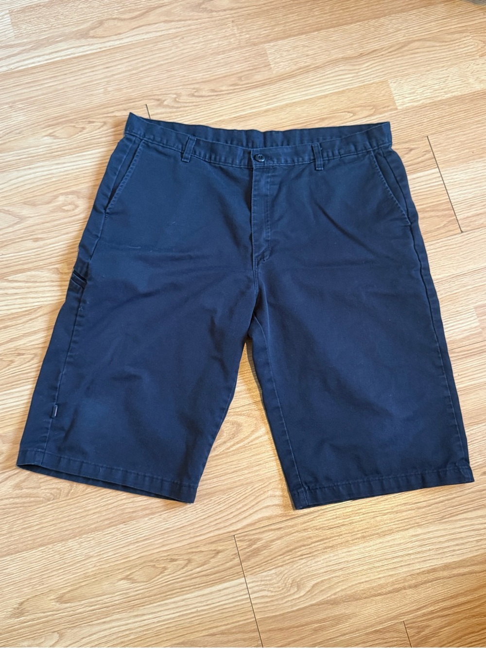 Men's Dickies Black Shorts Size 40